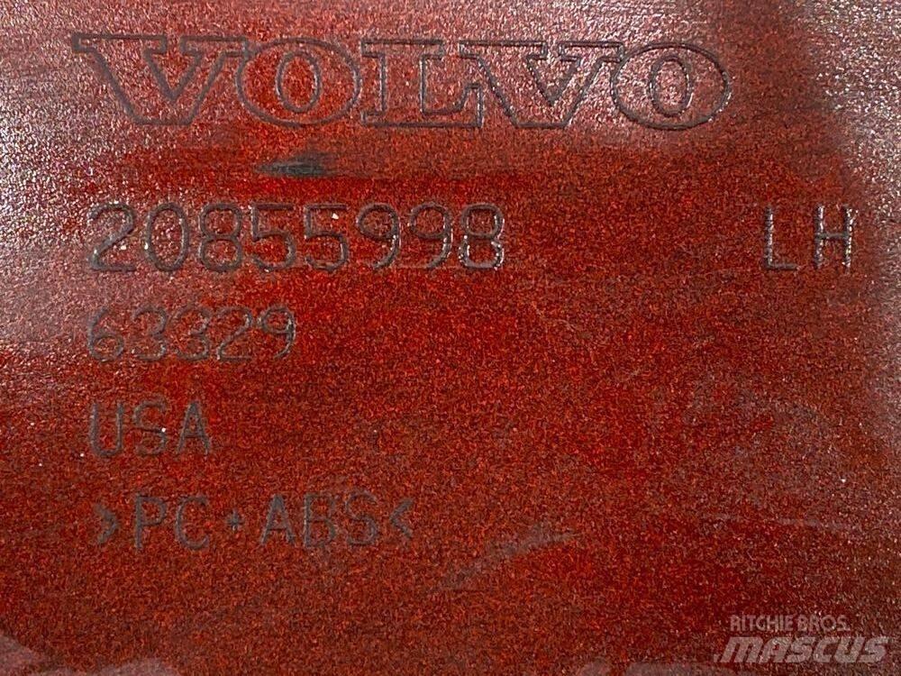 Volvo VNL 驾驶室与内部