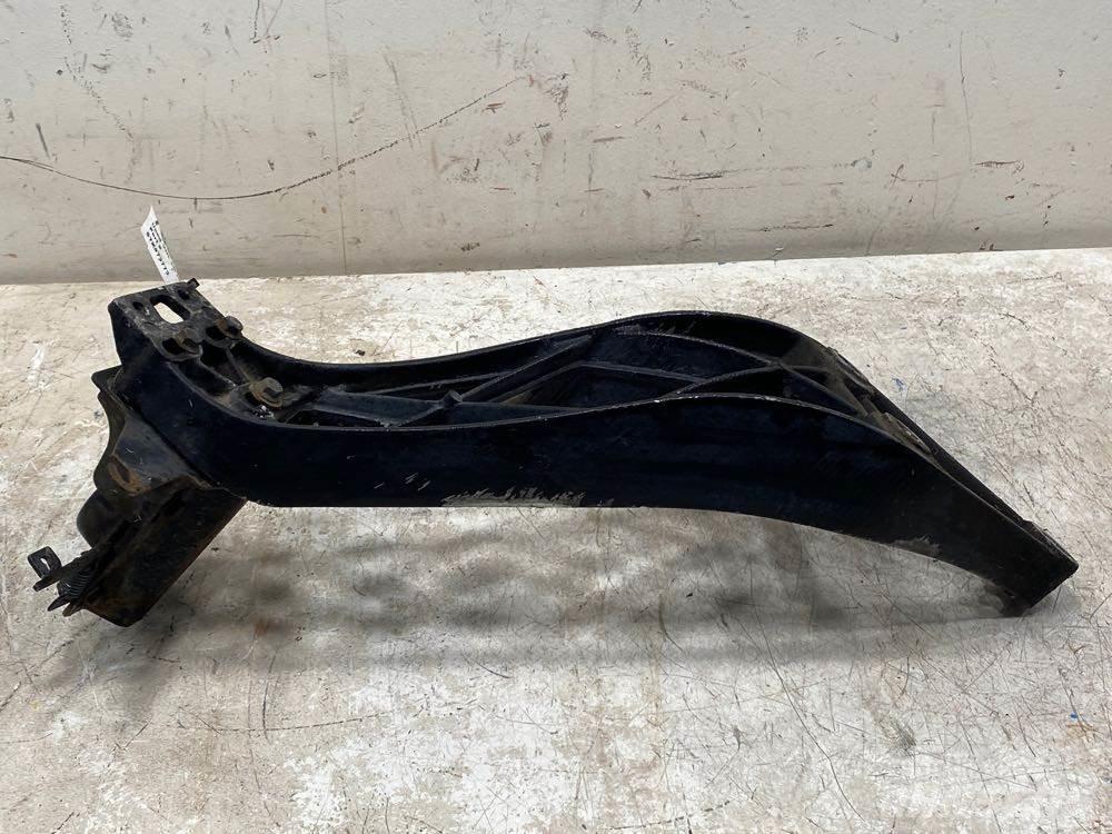 Volvo VNL 运输工具-其他