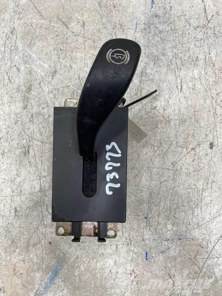 Volvo VNL 运输工具-其他