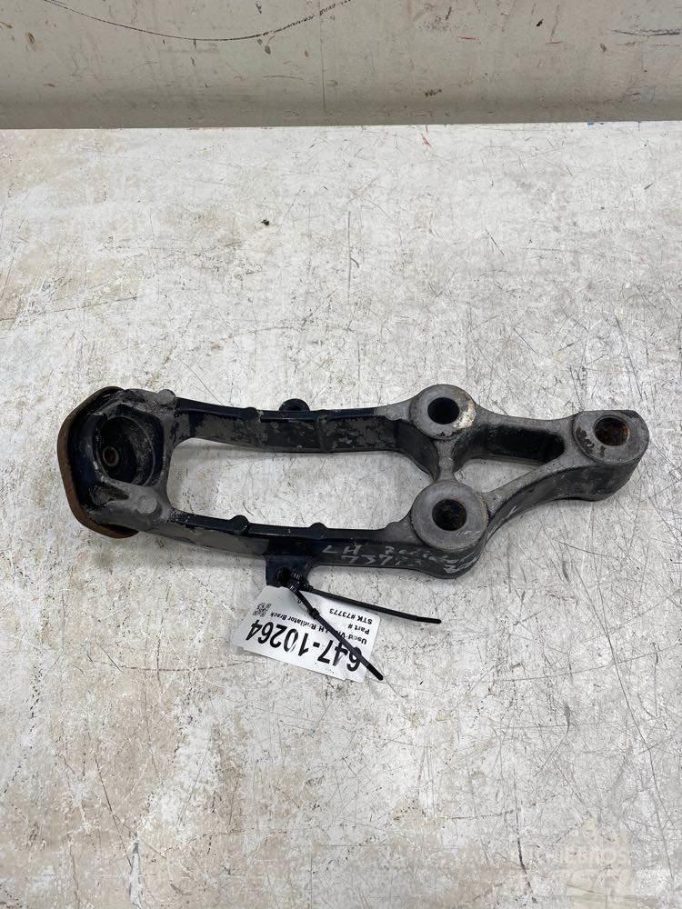 Volvo VNL 散热器