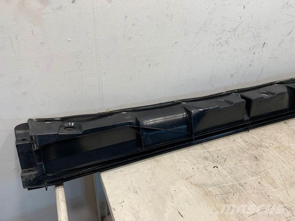 Volvo VNL 运输工具-其他