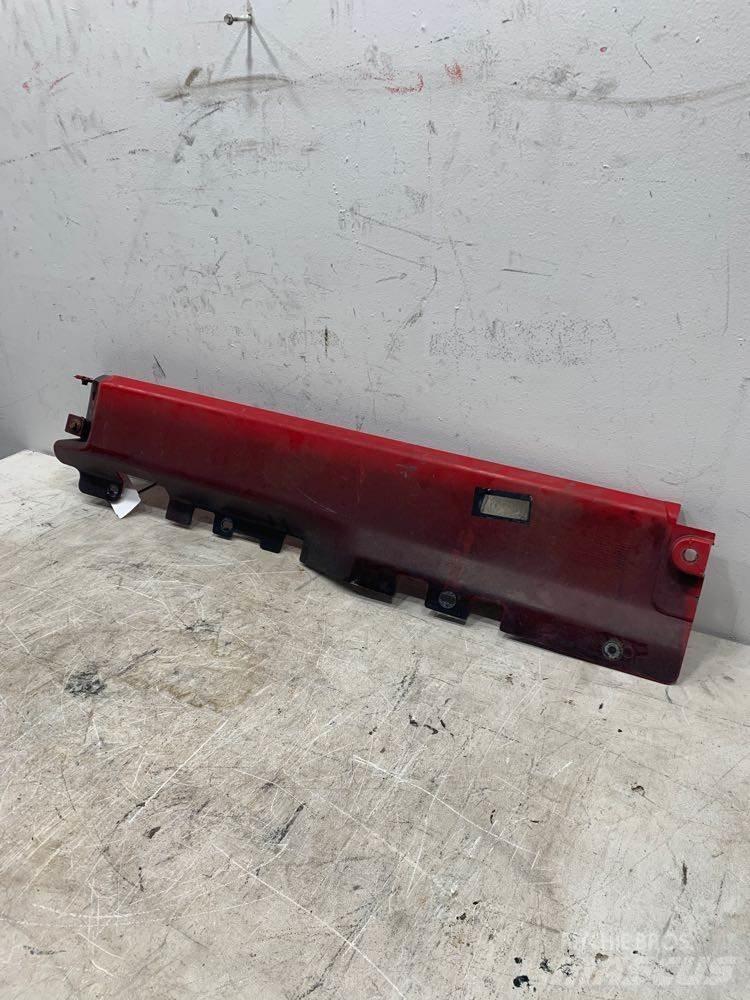 Volvo VNL 驾驶室与内部