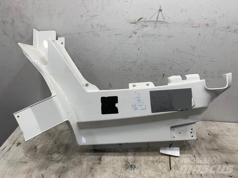 Volvo VNL 驾驶室与内部