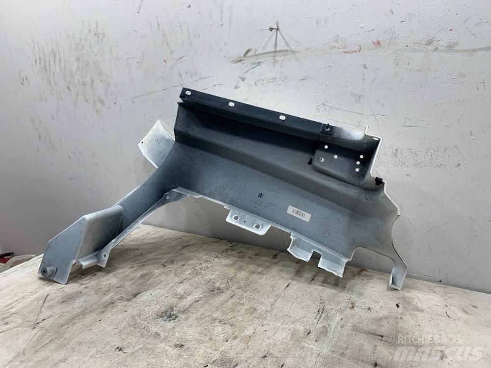 Volvo VNL 驾驶室与内部