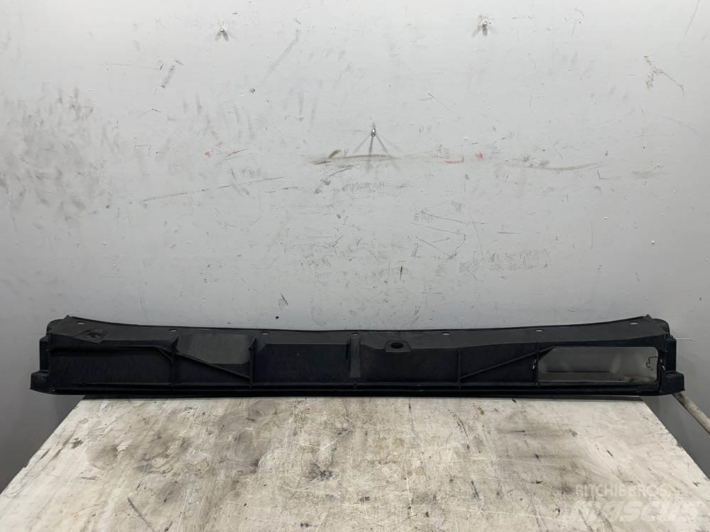 Volvo VNL 运输工具-其他