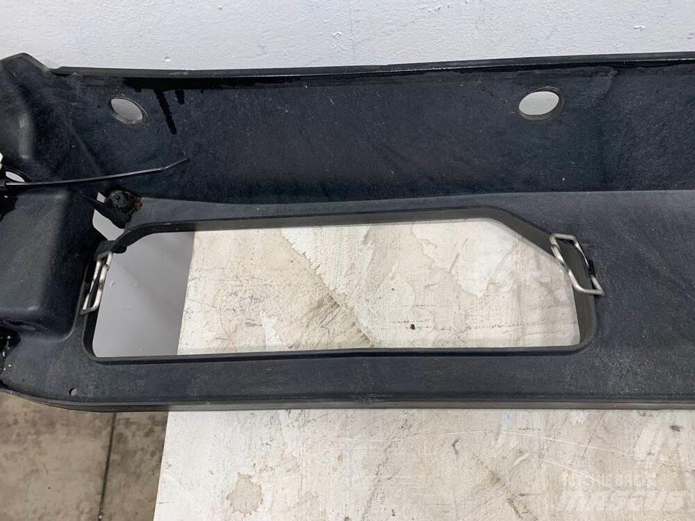 Volvo VNL 运输工具-其他