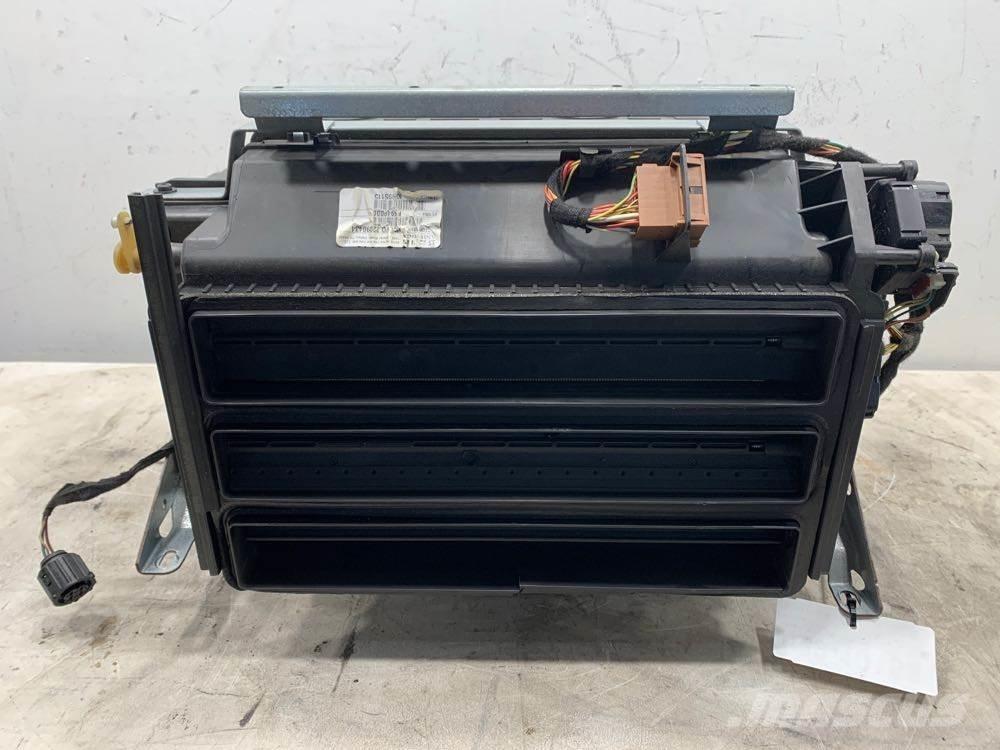 Volvo VNL 运输工具-其他
