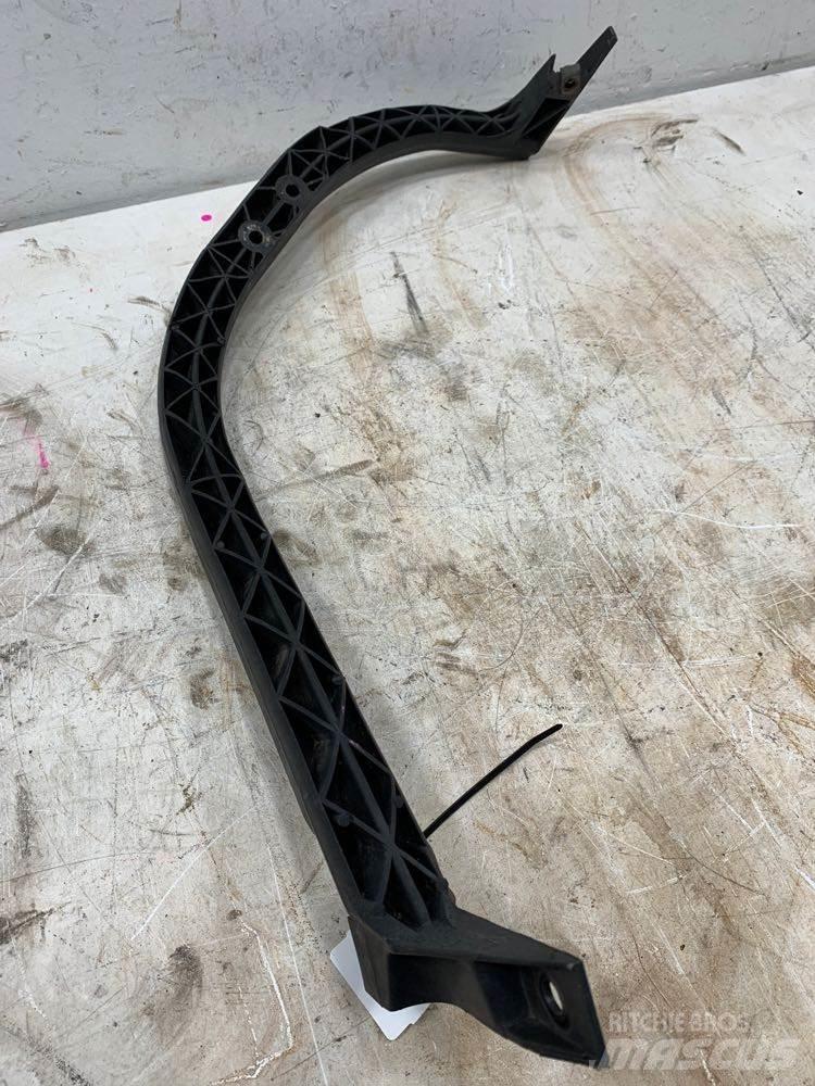 Volvo VNL 运输工具-其他