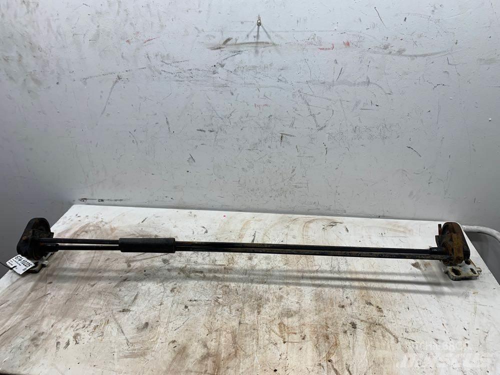 Volvo VNL 运输工具-其他