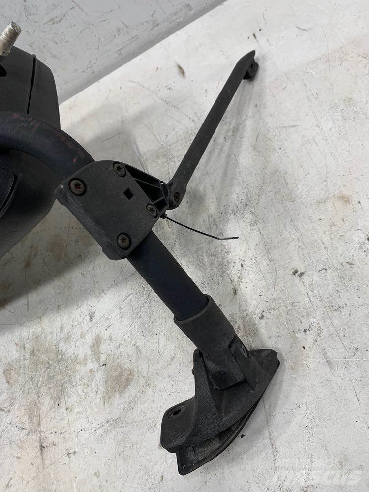 Volvo VNL 运输工具-其他