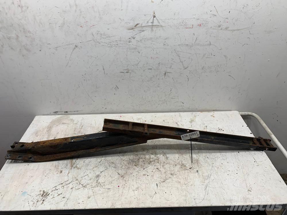 Volvo VNL 运输工具-其他