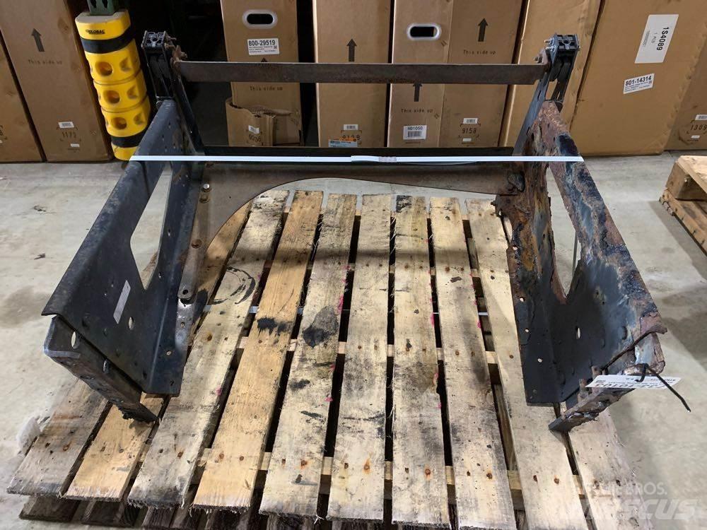 Volvo VNL 运输工具-其他
