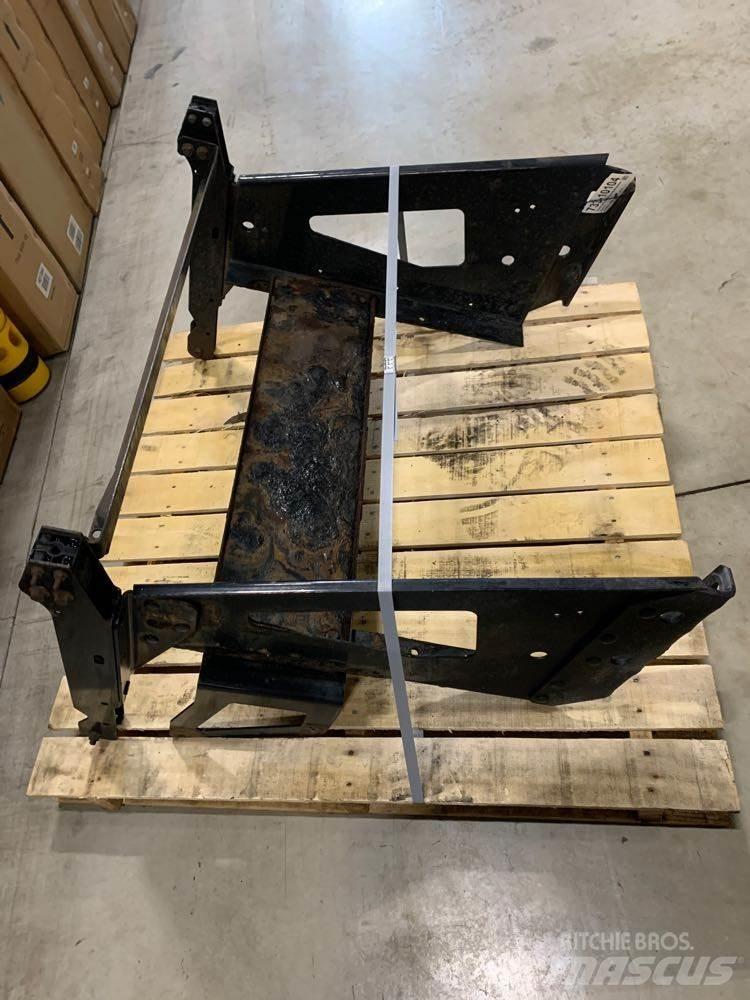 Volvo VNL 运输工具-其他