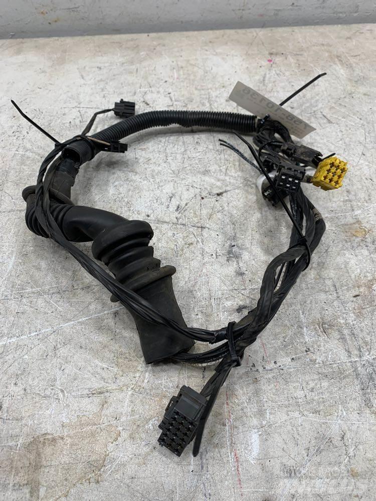 Volvo VNL 运输工具-其他
