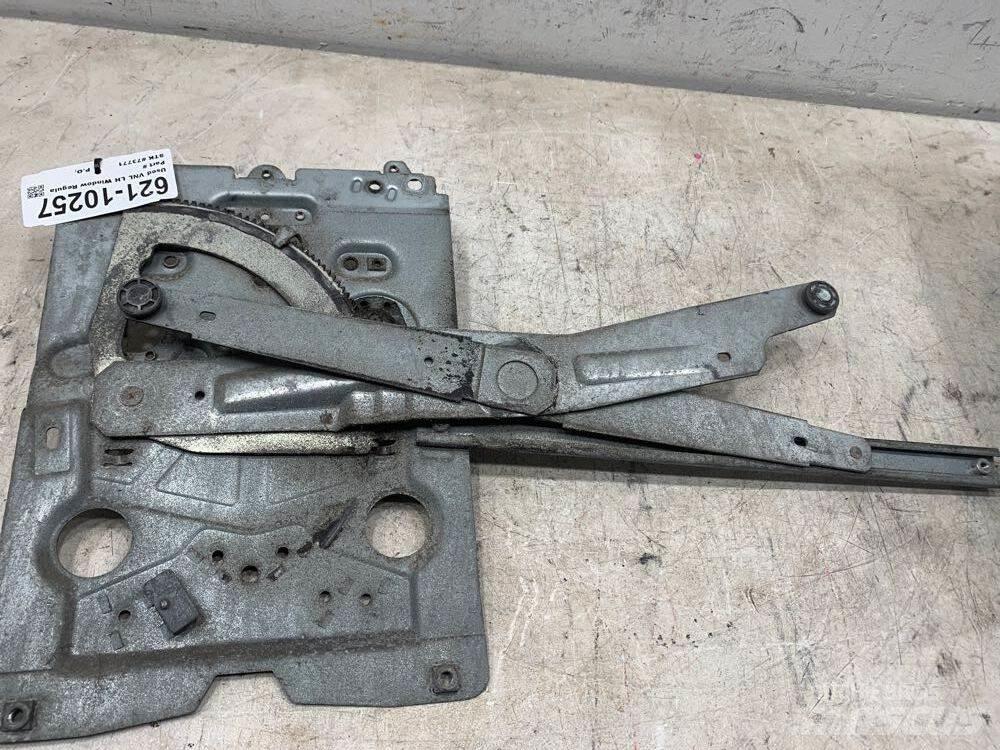 Volvo VNL 运输工具-其他