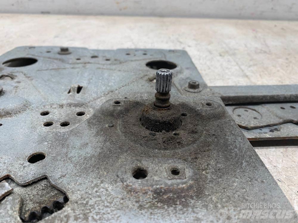 Volvo VNL 运输工具-其他