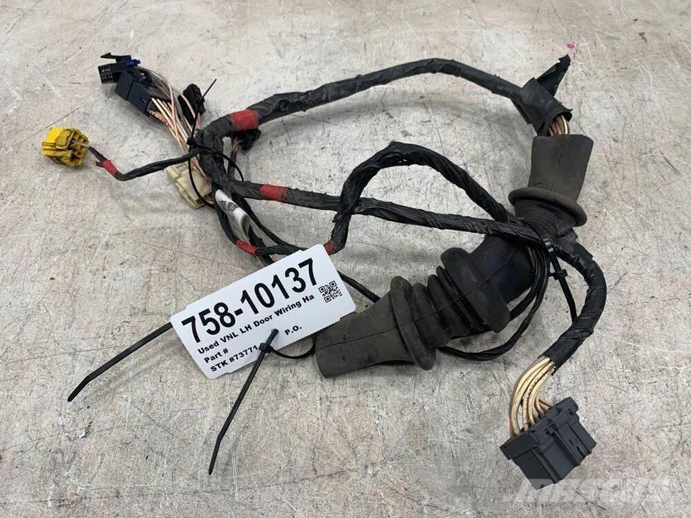 Volvo VNL 运输工具-其他