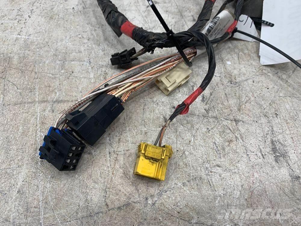 Volvo VNL 运输工具-其他