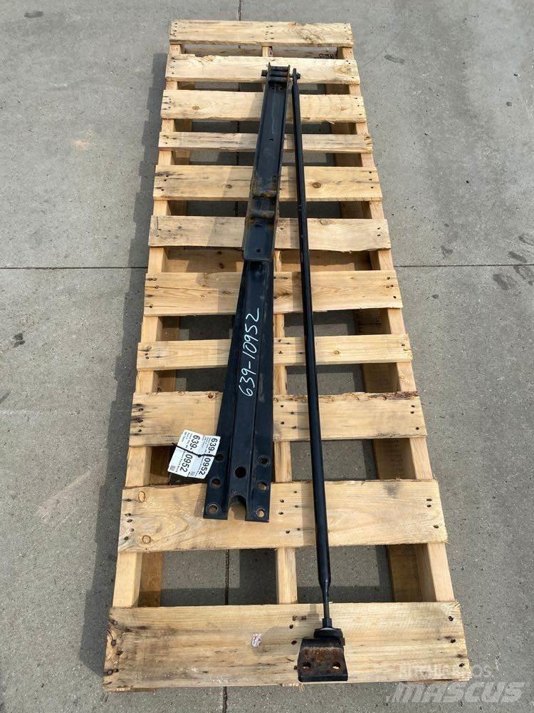 Volvo VNL 运输工具-其他