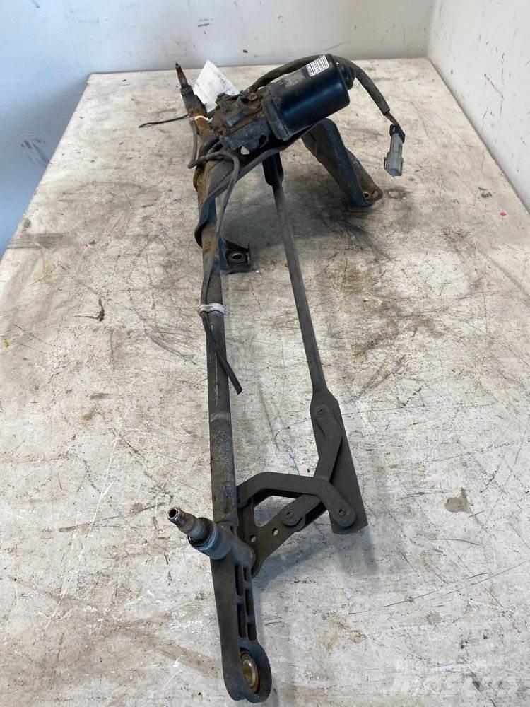 Volvo VNL 运输工具-其他
