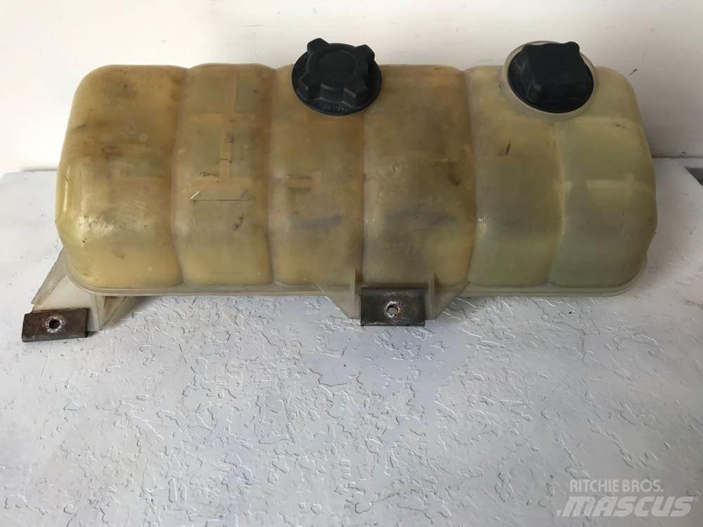 Volvo VNL 运输工具-其他