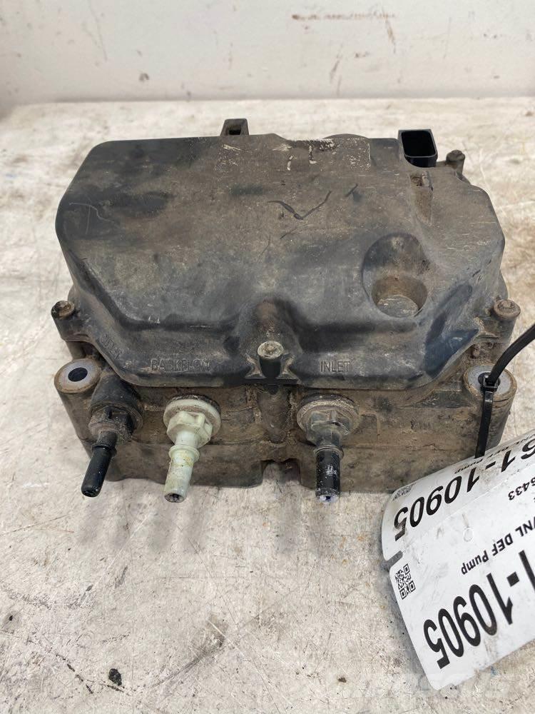 Volvo VNL 运输工具-其他