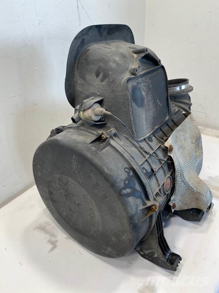 Volvo VNL 运输工具-其他
