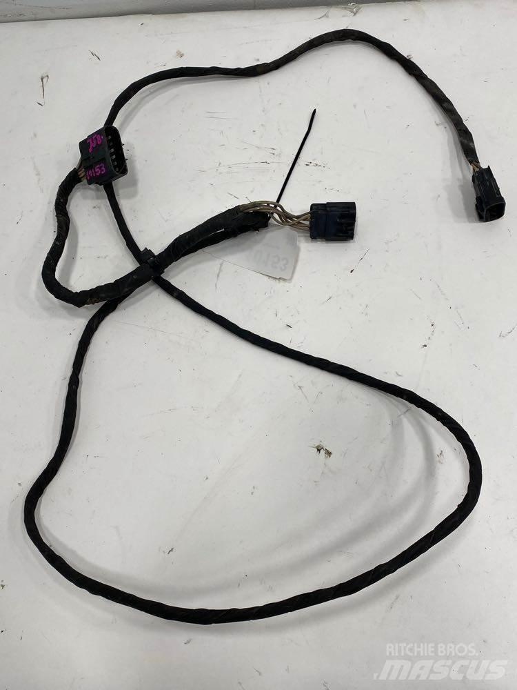 Volvo VNL 运输工具-其他