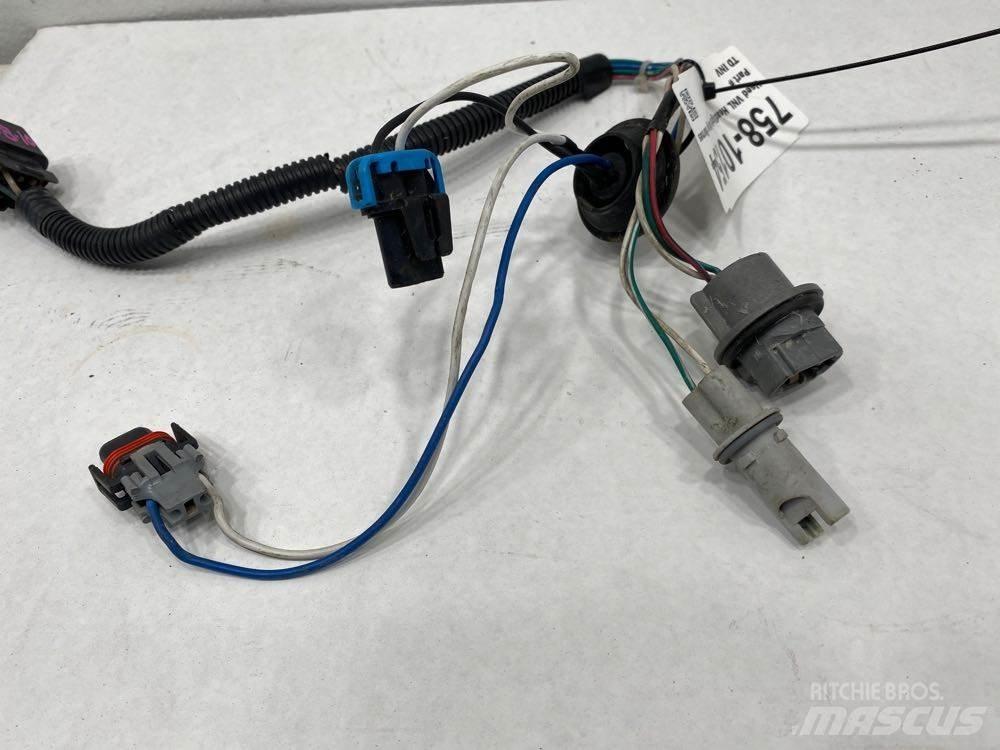 Volvo VNL 运输工具-其他