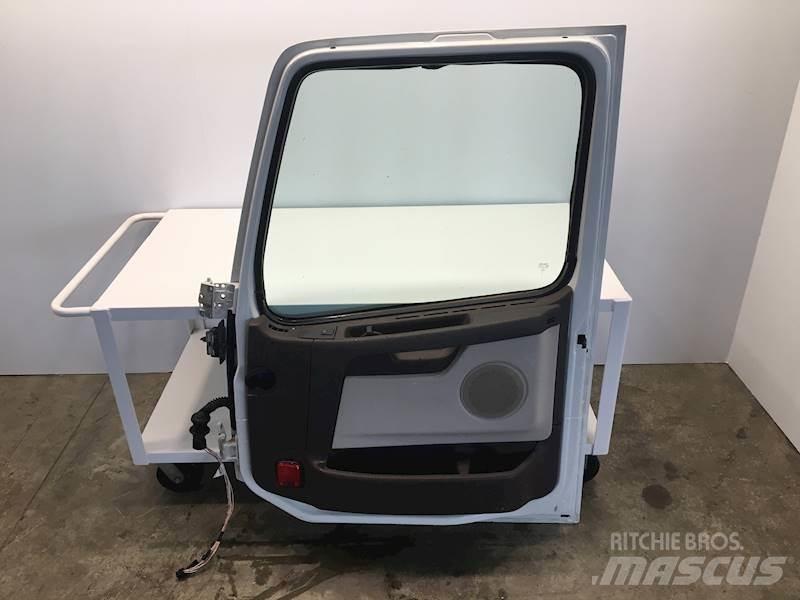 Volvo VNM 运输工具-其他