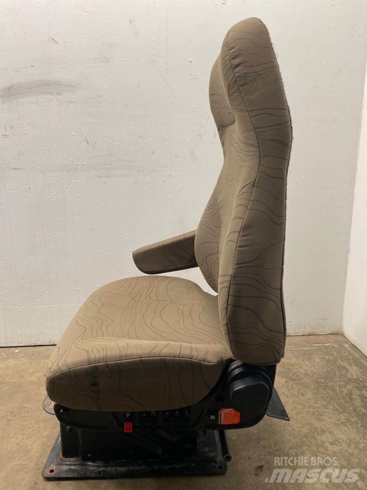 Volvo VNM 运输工具-其他