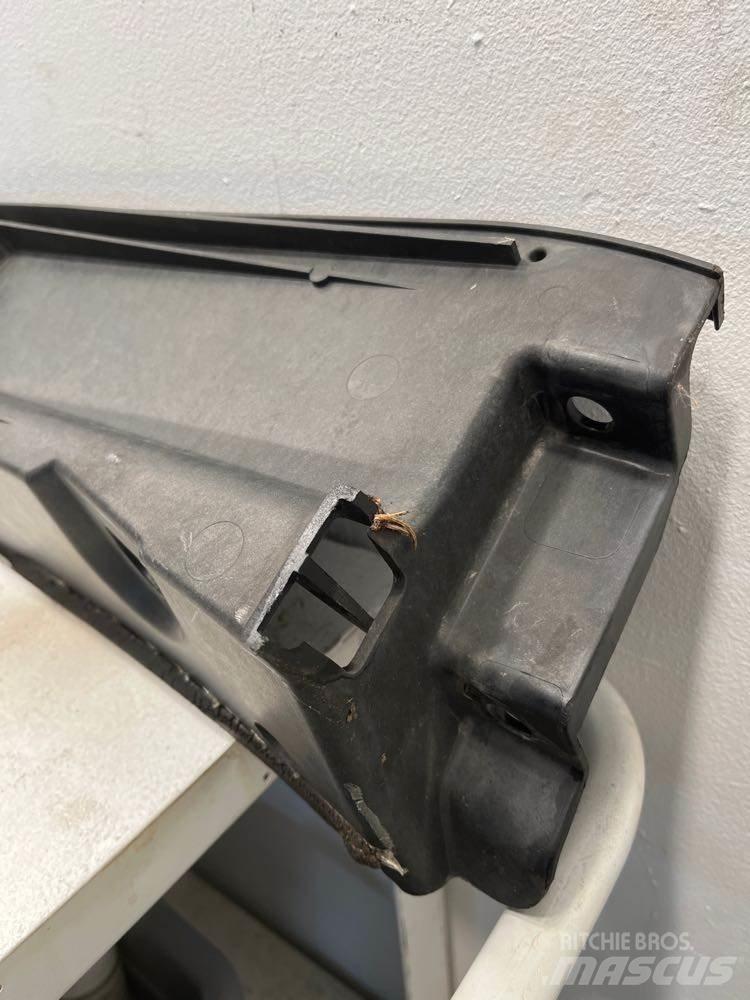 Volvo VNM 运输工具-其他