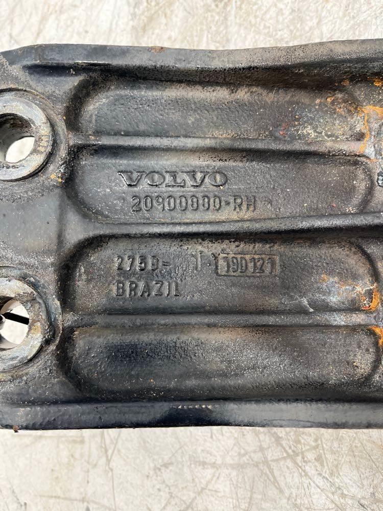Volvo VNM 驾驶室与内部