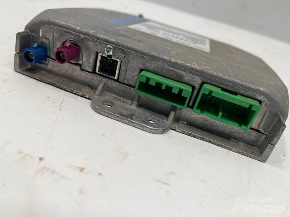 Volvo VNM 驾驶室与内部