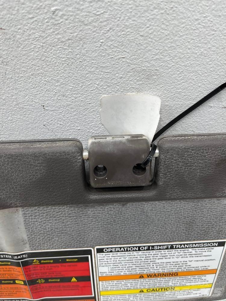 Volvo VNM 运输工具-其他