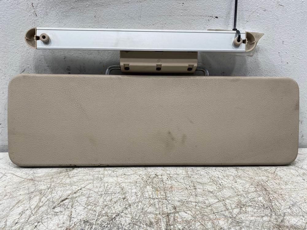 Volvo VNM 运输工具-其他