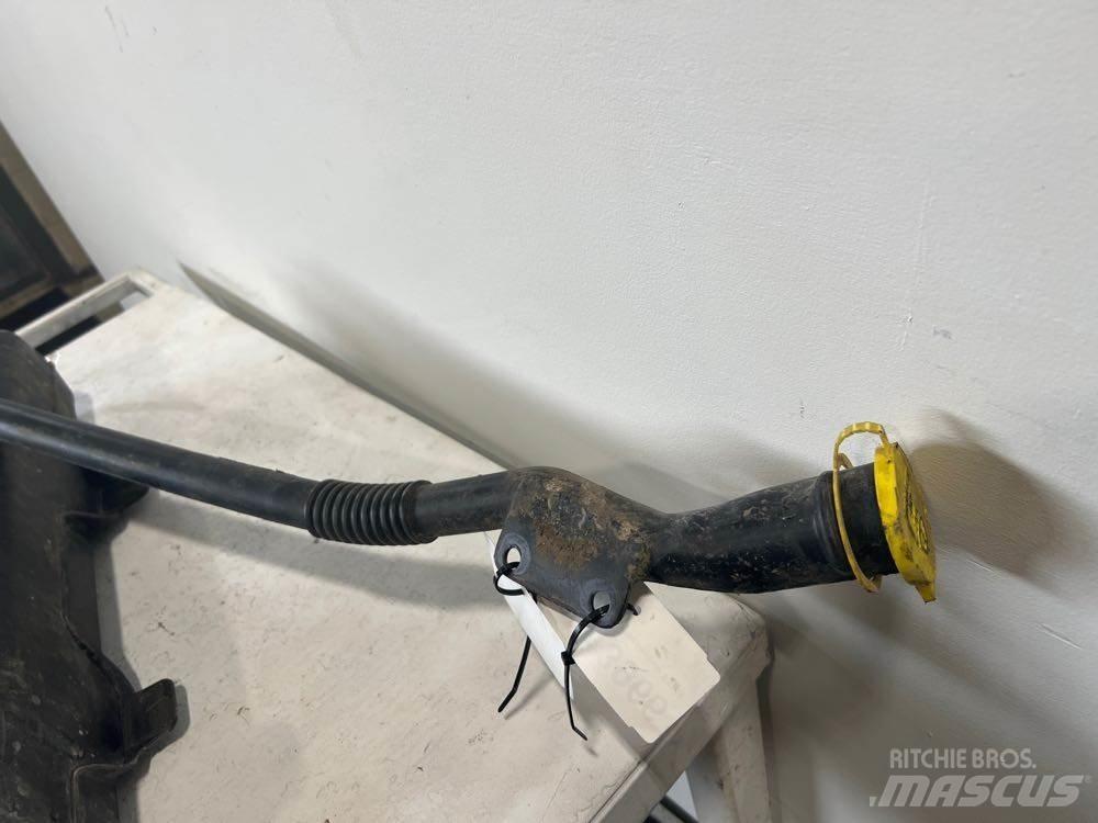 Volvo VNM 运输工具-其他