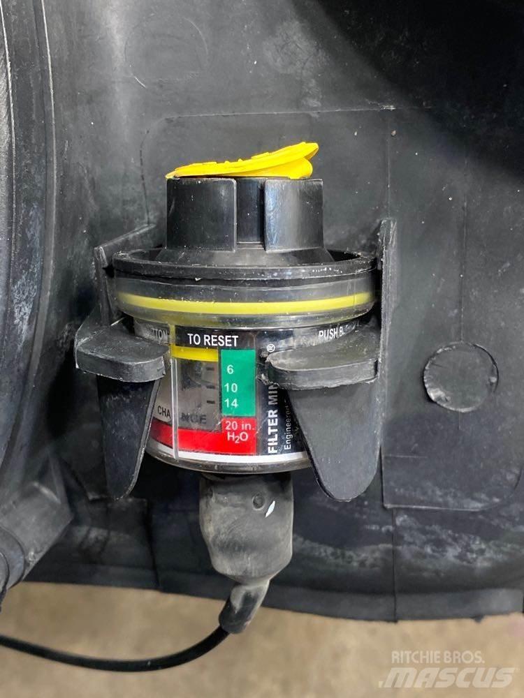 Volvo VNM 运输工具-其他