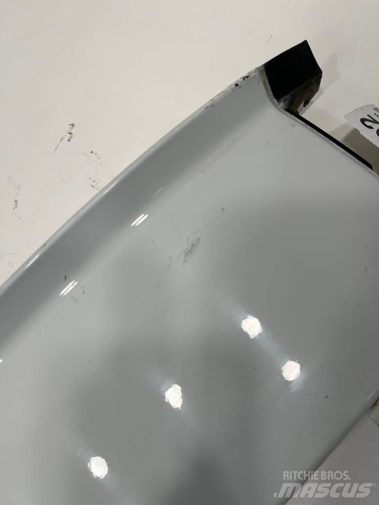 Volvo VNM 驾驶室与内部