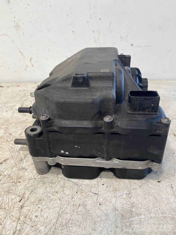 Volvo VNR 运输工具-其他