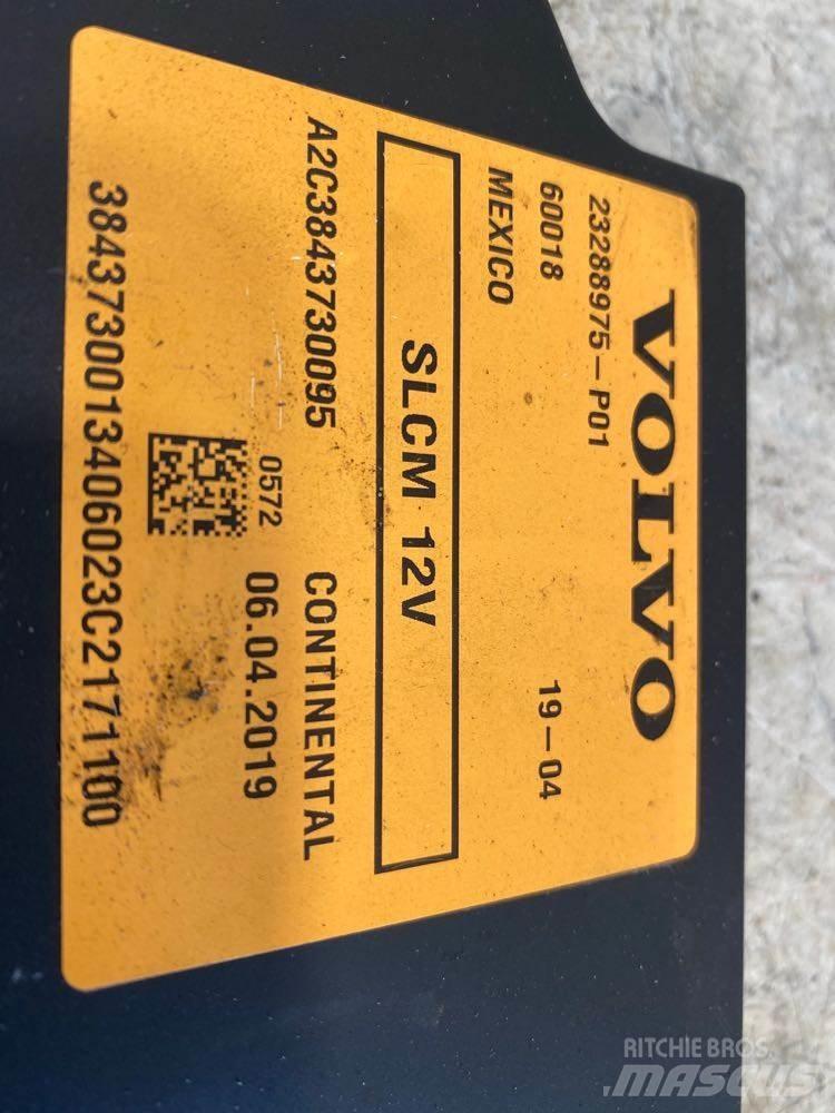 Volvo VNR 驾驶室与内部