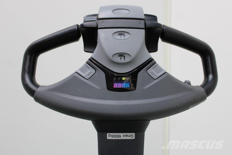 Cesab P 216 手摇升降机