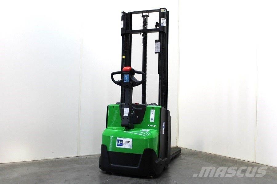 Cesab S 212 / 330 手推堆垛车