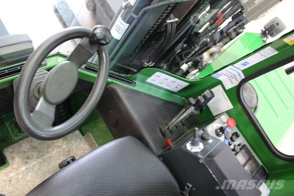 Combilift C 3000 侧卸式铲车