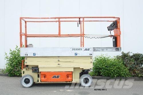 JLG 2030 ES 剪叉式升降机
