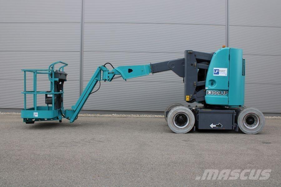 JLG E 300 AJP 曲臂高空工作平台
