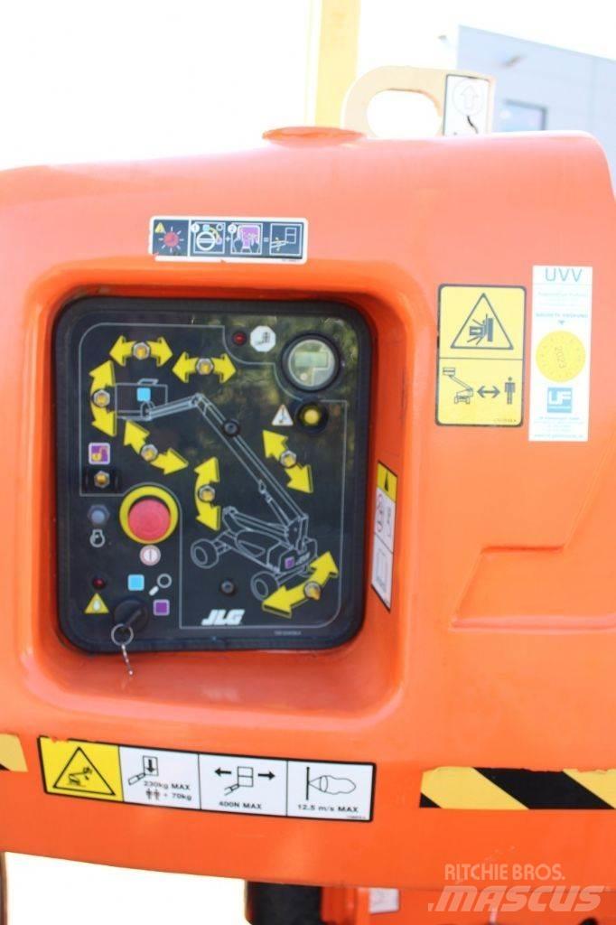 JLG M 600 JP 曲臂高空工作平台