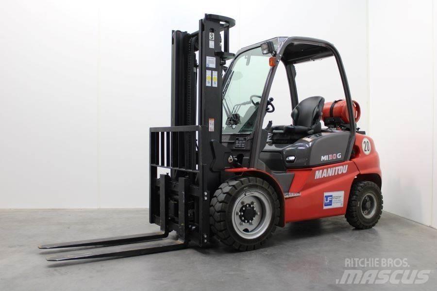 Manitou MI 30 G 天然气叉车