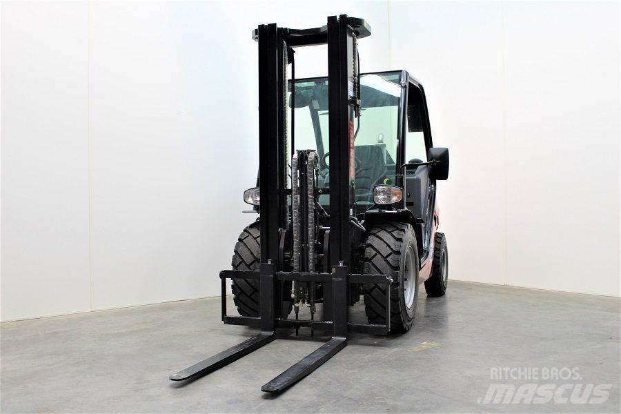 Manitou MSI 25 D 越野叉车|叉装车