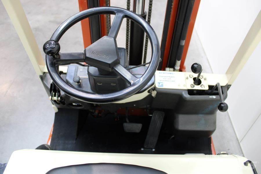 Nissan N01 L18U 电动叉车